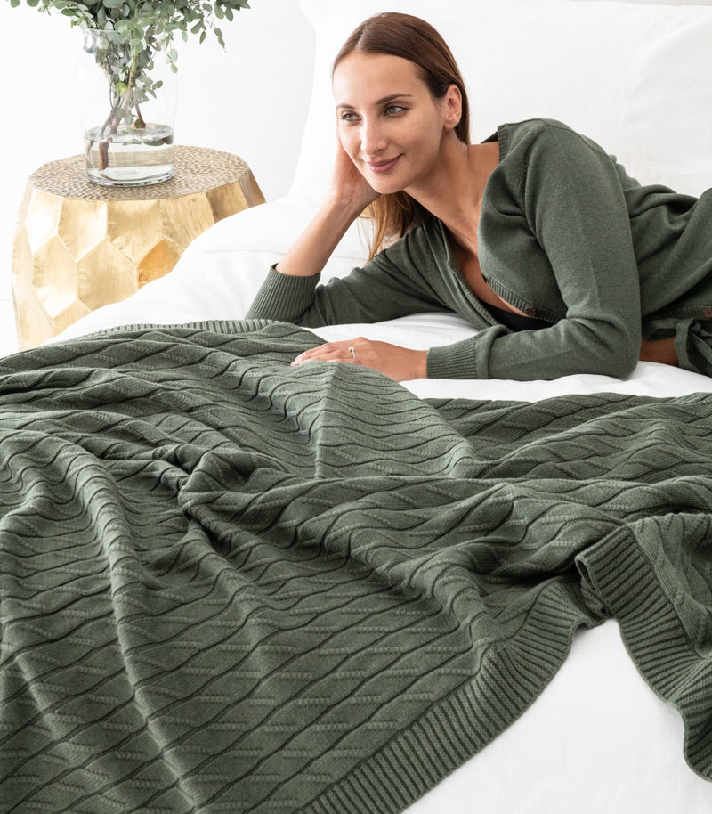 Diamond Braid Knit Throw